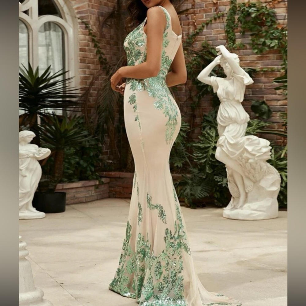 Luxe prom party formal mermaid hem sequins dress - Picture 5 of 9